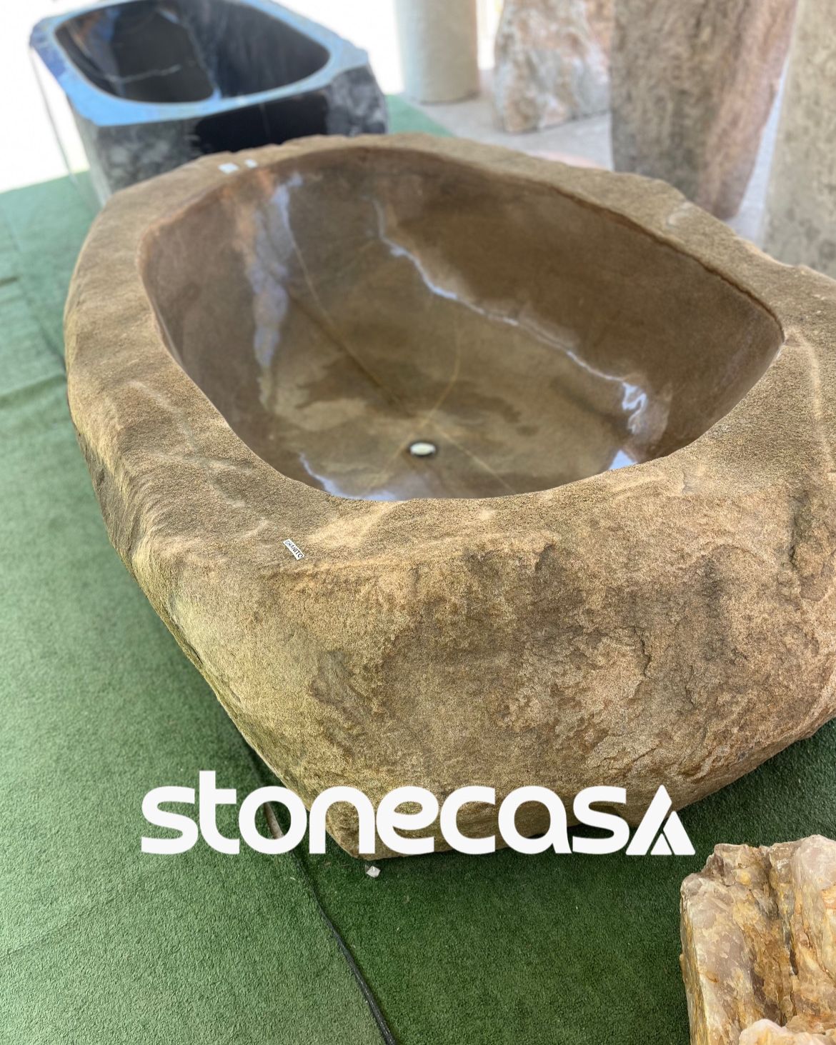 Banheira de Pedra Bam Bam | A Era das Pedras Stone Casa® — Pedras Naturais Eco-Friendly Banheira de Pedra Bam Bam — A Era das Pedras Stone Casa® eco-friendly